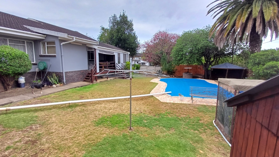 4 Bedroom Property for Sale in Vanes Estate Eastern Cape